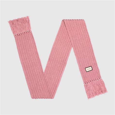 gucci scarf label